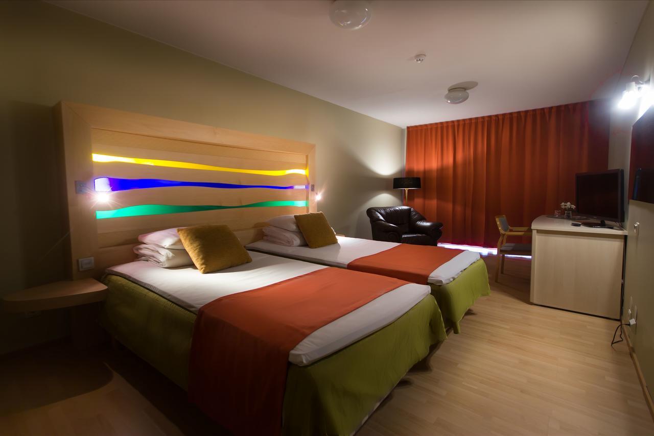 Peoleo Hotell Laagri Buitenkant foto